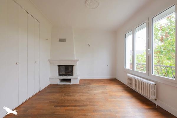 Maison à vendre 394 875 € Bezons 7 p 144,6 m² DPE E