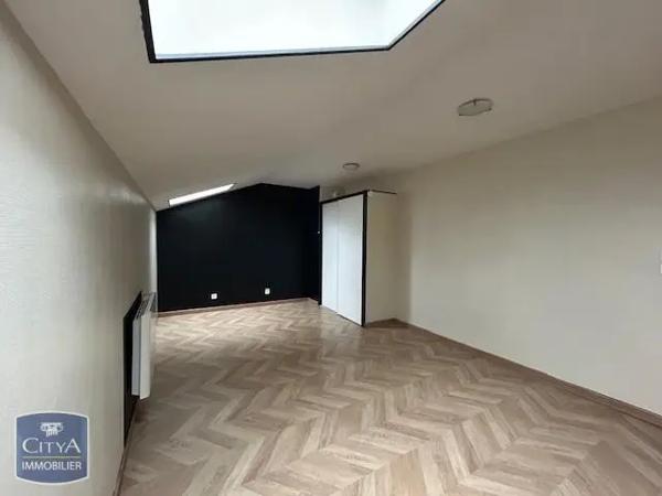 Appartement à louer 1 pièce 32.5m²