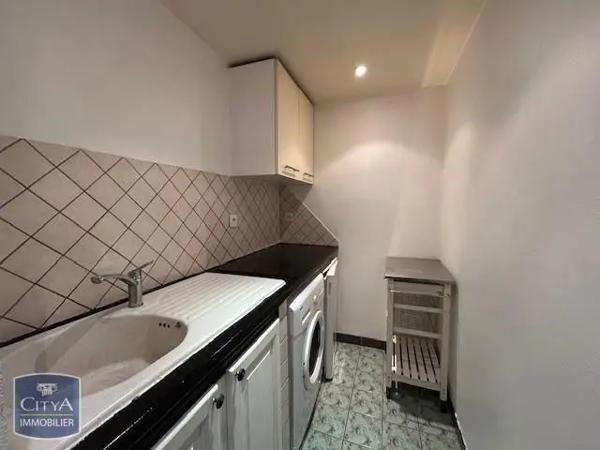 Appartement à louer 1 pièce 32.5m²