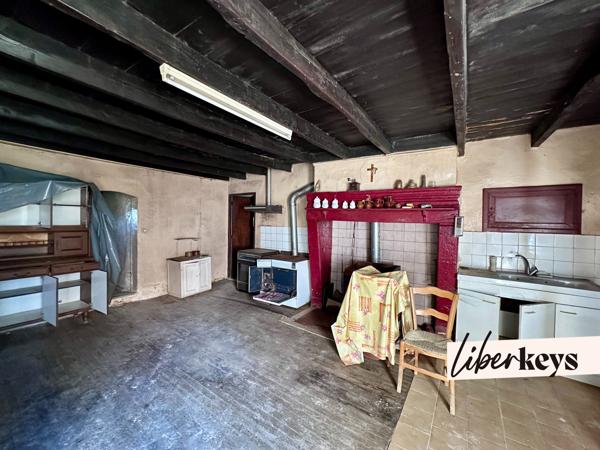 Corps de ferme à restaurer