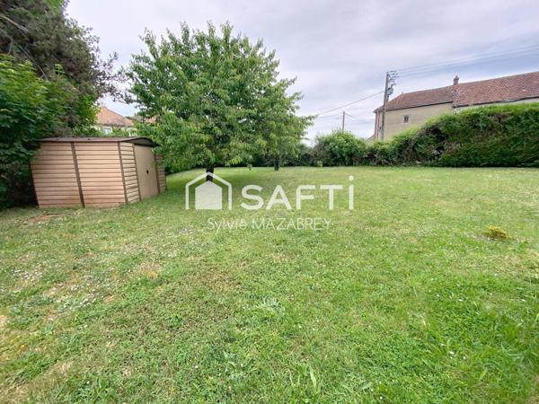 Maison rénovée avec goût dans un environnement paisible et verdoyant