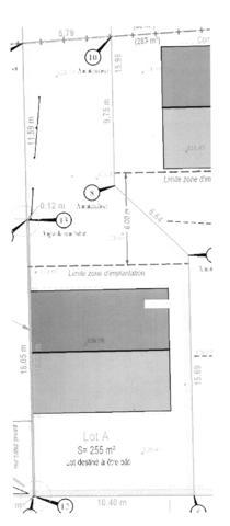 Terrain 255 m2 - Plat