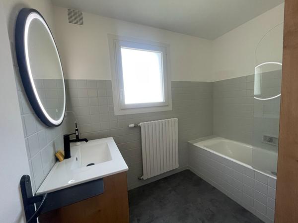 Maison à vendre à Saint-Avé 3 chambres proche du bourg et des commodités 115 m²