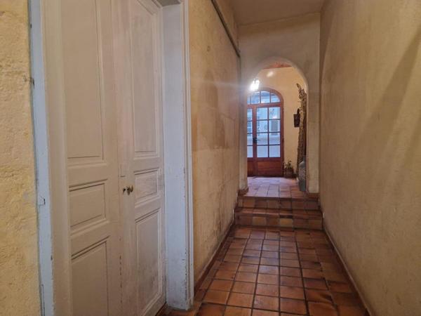 Immeuble Arles 9 pièce(s) 264 m2