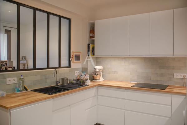 Suresnes - Appartement d'architecte- 95m² - Terrasse - Place de stationnement - Prestations ***