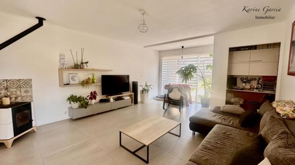 CENTRE VILLE SIX FOURS LES PLAGES - MAISON DE TYPE 4 - GARAGE - TERRAIN 260 M²