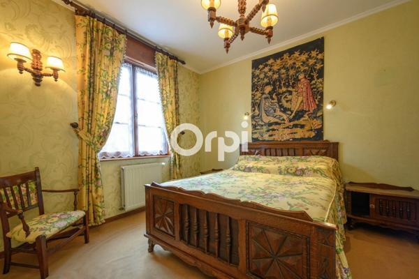 Maison à vendre    7 pièces • 156 m2 Morbecque