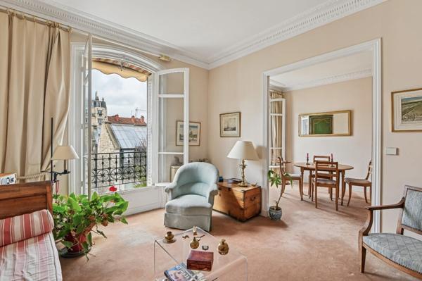 Neuilly-sur-Seine – Rue Perronet – 62 m² – 3ᵉ étage avec ascenseur – Plein sud – Calme sur jardins