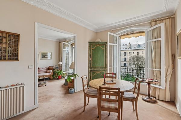 Neuilly-sur-Seine – Rue Perronet – 62 m² – 3ᵉ étage avec ascenseur – Plein sud – Calme sur jardins