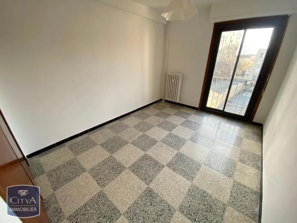 Appartement à louer 3 pièces 63m²