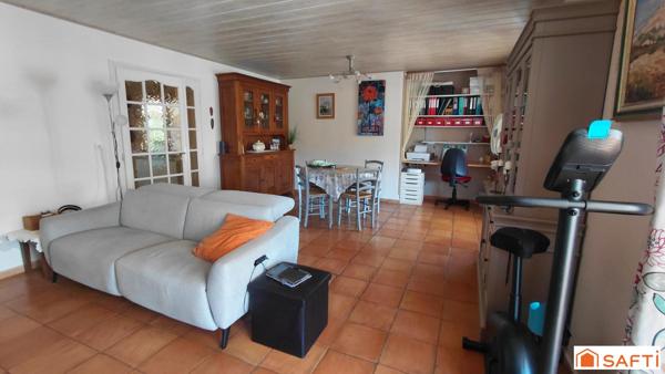 Maison de 146 m2 avec piscine  parcelle de 2840 m2