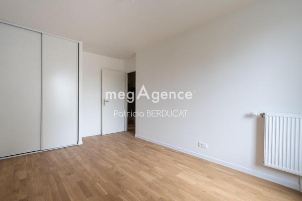 Appartement à SAINT-MAUR-DES-FOSSES, 94100 - 2 pièces 49m²