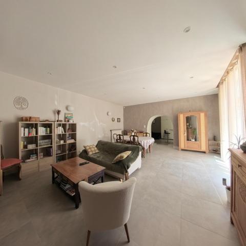 Saint-Saturnin · Maison de village rénovée 130 m²