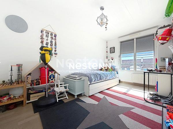 Village de Montigny - Charmant Duplex de 103m² en dernier étage, 53m² terrasses ! 3 chambres, 2 places en sous-sol cote à cote
