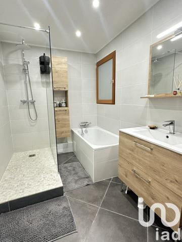 Appartement 6 pièces de 97 m² à Créteil (94000)