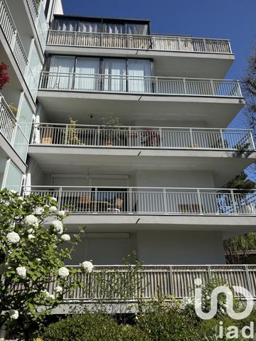 Appartement 6 pièces de 97 m² à Créteil (94000)