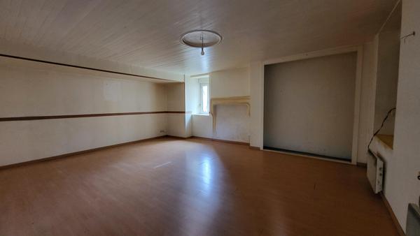 Appartement avec rez-de-jardin à révover