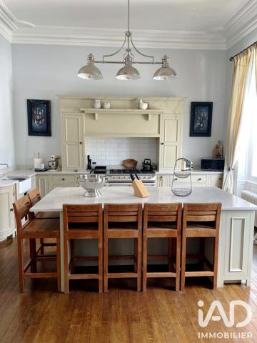 Maison à vendre 21 pièces 826 m² Aulnay