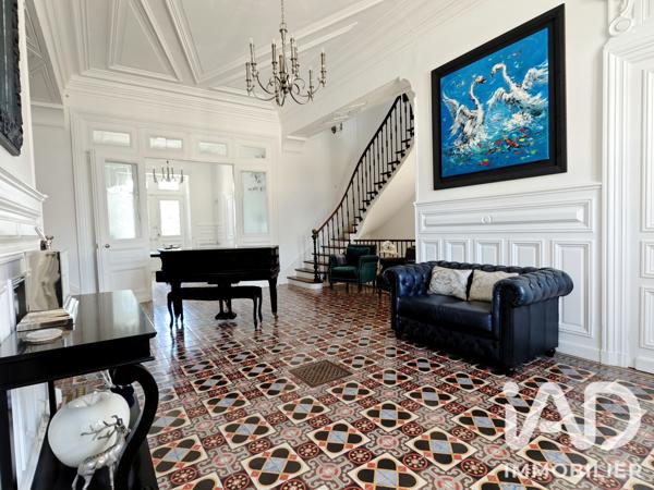 Maison à vendre 21 pièces 826 m² Aulnay