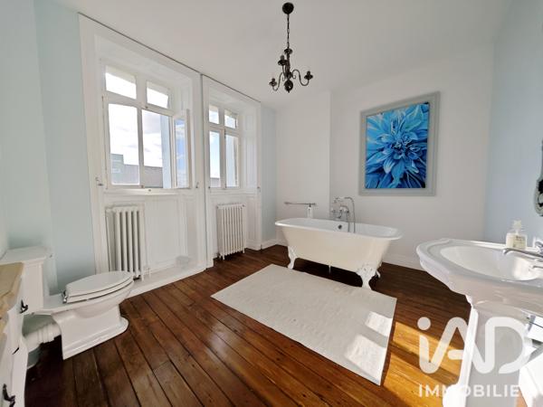 Maison à vendre 21 pièces 826 m² Aulnay