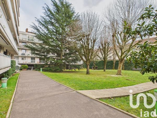 Appartement 4 pièces de 84 m² à Cachan (94230)