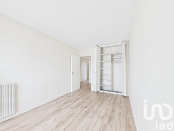 Appartement 4 pièces de 84 m² à Cachan (94230)