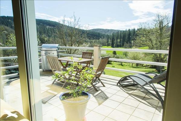 Maison à vendre |  Sainte-Feyre |  8 pièces | 240 m²