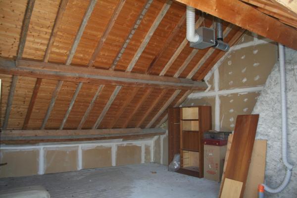 Cœur de village, cœur à prendre : une bâtisse de 560 m² cherche projet ambitieux.