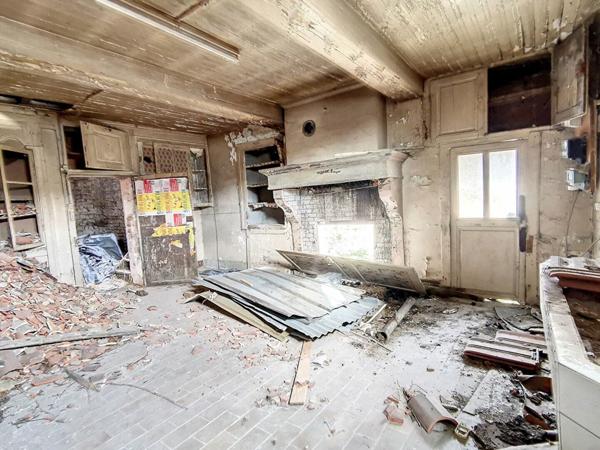 Maison à vendre    1 pièce •  Donjeux