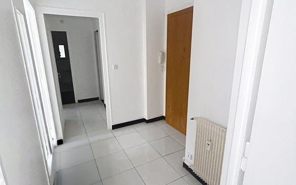 Appartement à louer    2 pièces • 51,69 m2 Annemasse