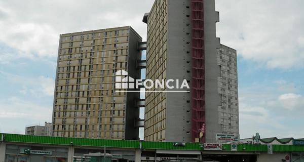 Location Studio 13.82 m² - Le Mée-sur-seine 77350