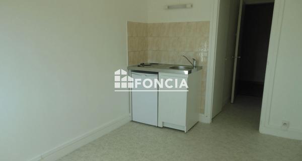 Location Studio 13.82 m² - Le Mée-sur-seine 77350