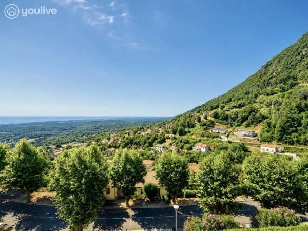 Appartement T2 Meublé – Dernier étage avec ascenseur – Vue mer & montagne – Garage et parking