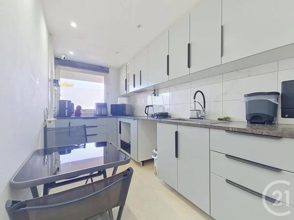 Appartement F4 à vendre  4 pièces - 80,36 m 2   CHENNEVIERES SUR MARNE  - 94