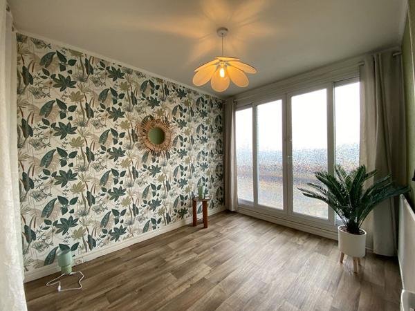 Appartement Pontoise 4 pièce(s) 88.91 m2 Loyer 1 390 €/mois charges comprises **  - Référence  MG11213