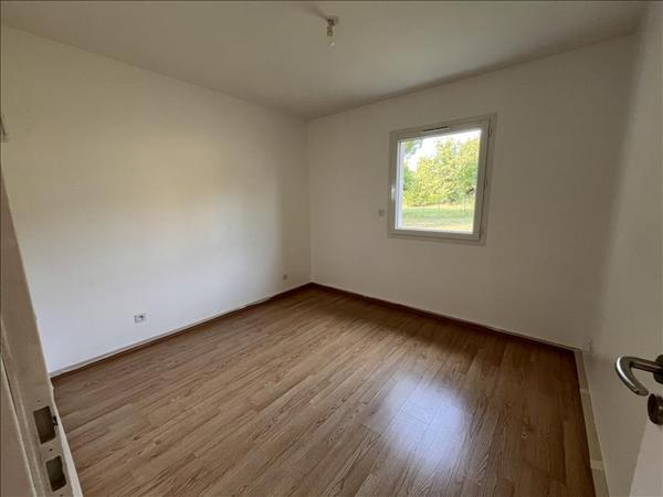 Maison à louer |  FLEAC |  5 pièces | 96 m²