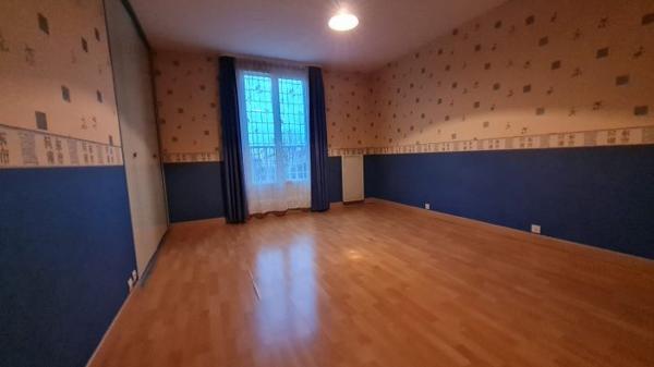 Maison mitoyenne 2 côtés Gonesse 118 m²