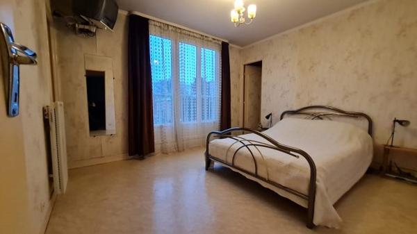 Maison mitoyenne 2 côtés Gonesse 118 m²