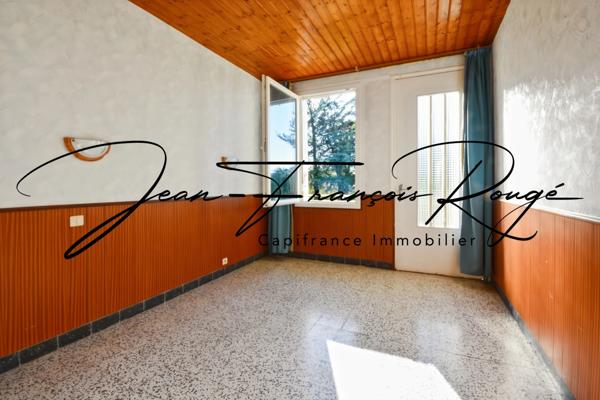 Agon-Coutainville, villa de 156 m² avec deux logements intérieurs et du terrain constructible !!!