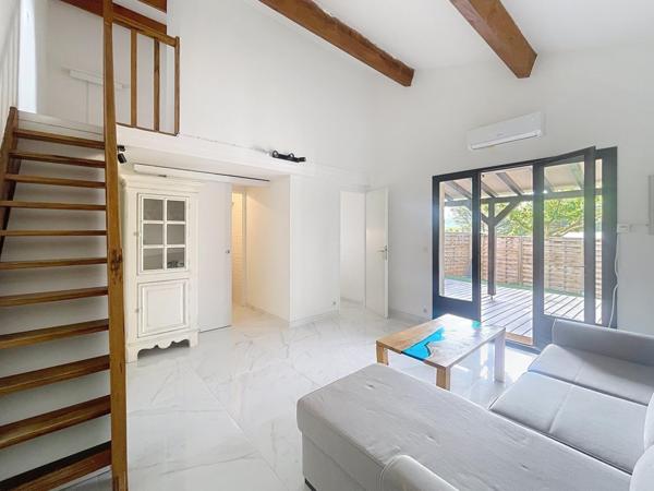 Maison avec jardin, terrasse et accès piscine proche Fréjus