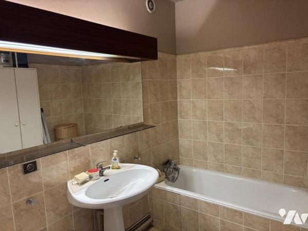 APPARTEMENT 108 M² DE TYPE 4 E? RESIDENCE SECURISEE AVEC GARAGE 