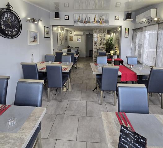 LE LAVANDOU – À DEUX PAS DE LA PLAGE : VOTRE RESTAURANT DE RÊVE VOUS ATTEND !