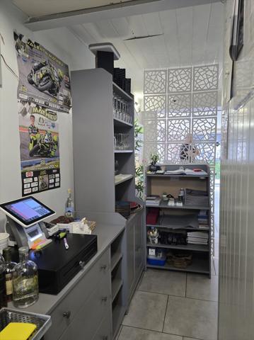 LE LAVANDOU – À DEUX PAS DE LA PLAGE : VOTRE RESTAURANT DE RÊVE VOUS ATTEND !