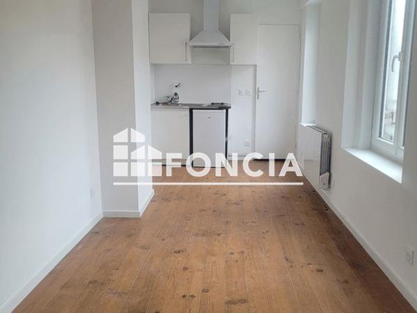 Location Studio 18.14 m² - 68 RUE D'ARTOIS Lille 59000