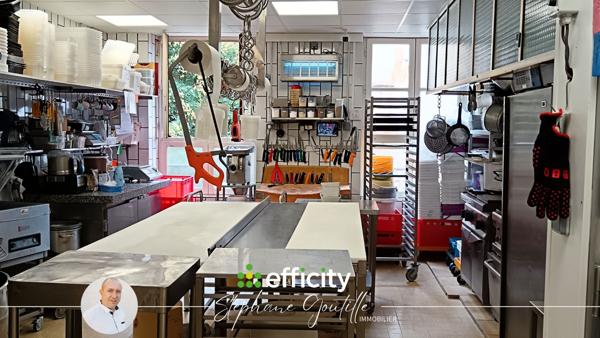 Fonds De Commerce - 176 m²