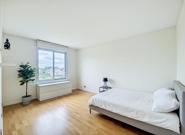Appartement T3 69 m² proximité future ligne C Bonnefoy