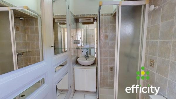 Appartement
         2 pièces
        - 29 m² 150 000 € *