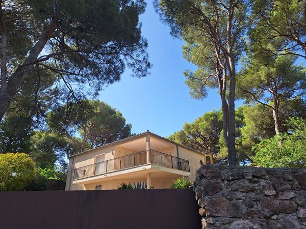 Maison Sète vu étang