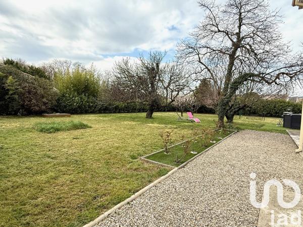 Maison 6 pièces de 100 m² à Bollène (84500)