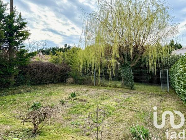 Maison 6 pièces de 100 m² à Bollène (84500)